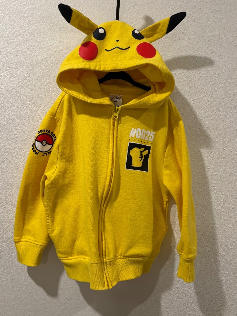 Pokémon Pikachu yellow zip up hoodie with ears boys 6/7 preppy Kidcore school